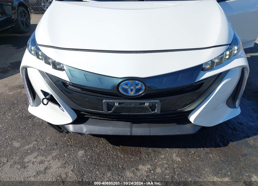 2018 TOYOTA PRIUS PRIME PREMIUM VIN: JTDKARFP1J3101675