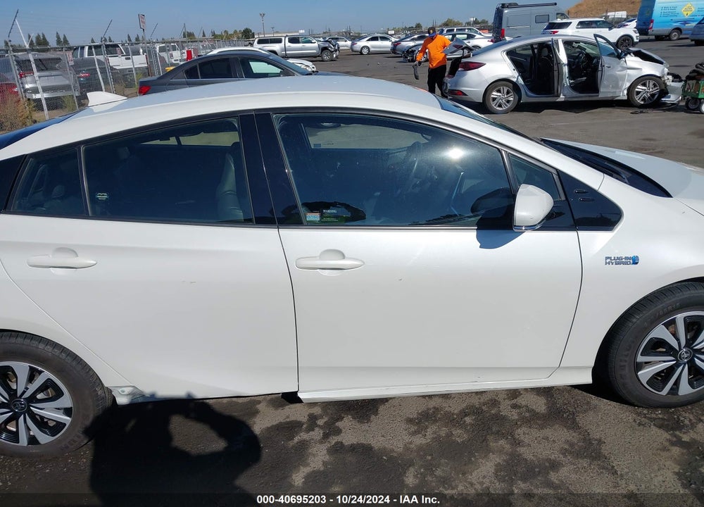 2018 TOYOTA PRIUS PRIME PREMIUM VIN: JTDKARFP1J3101675