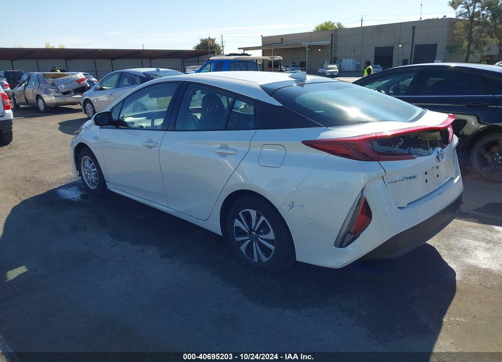 2018 TOYOTA PRIUS PRIME PREMIUM VIN: JTDKARFP1J3101675