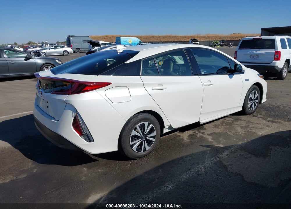 2018 TOYOTA PRIUS PRIME PREMIUM VIN: JTDKARFP1J3101675