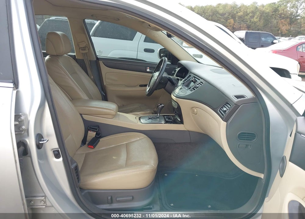 2010 HYUNDAI GENESIS 3.8 VIN: KMHGC4DE6AU109104