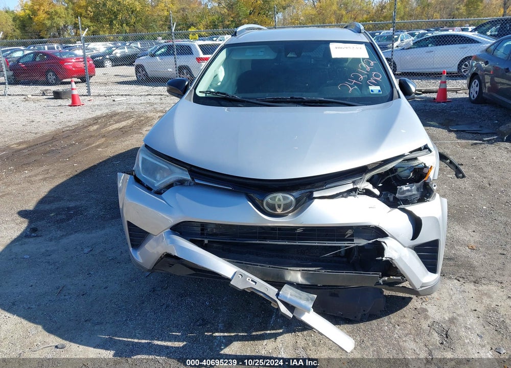 2017 TOYOTA RAV4 LE VIN: 2T3BFREV2HW551747