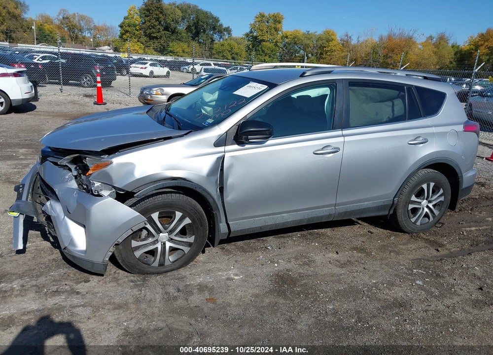 2017 TOYOTA RAV4 LE VIN: 2T3BFREV2HW551747