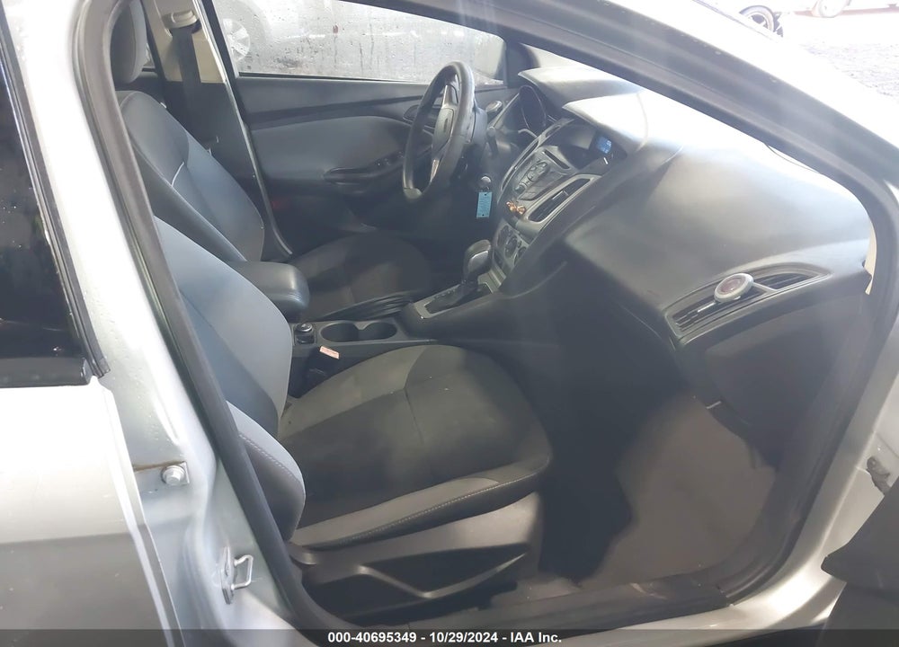 2012 FORD FOCUS SE VIN: 1FAHP3F2XCL207738
