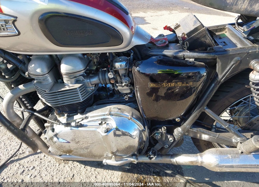 2001 TRIUMPH MOTORCYCLE BONNEVILLE VIN: SMT900HNX1J133465