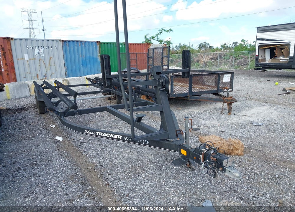 2020 WHITE RIVER MARINE GROUP BOAT TRAILER VIN: 7J513VR21LB001070
