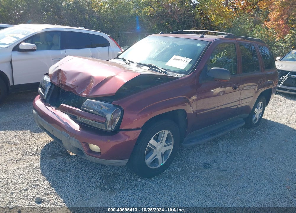 2005 CHEVROLET TRAILBLAZER LT VIN: 1GNDT13S652174332