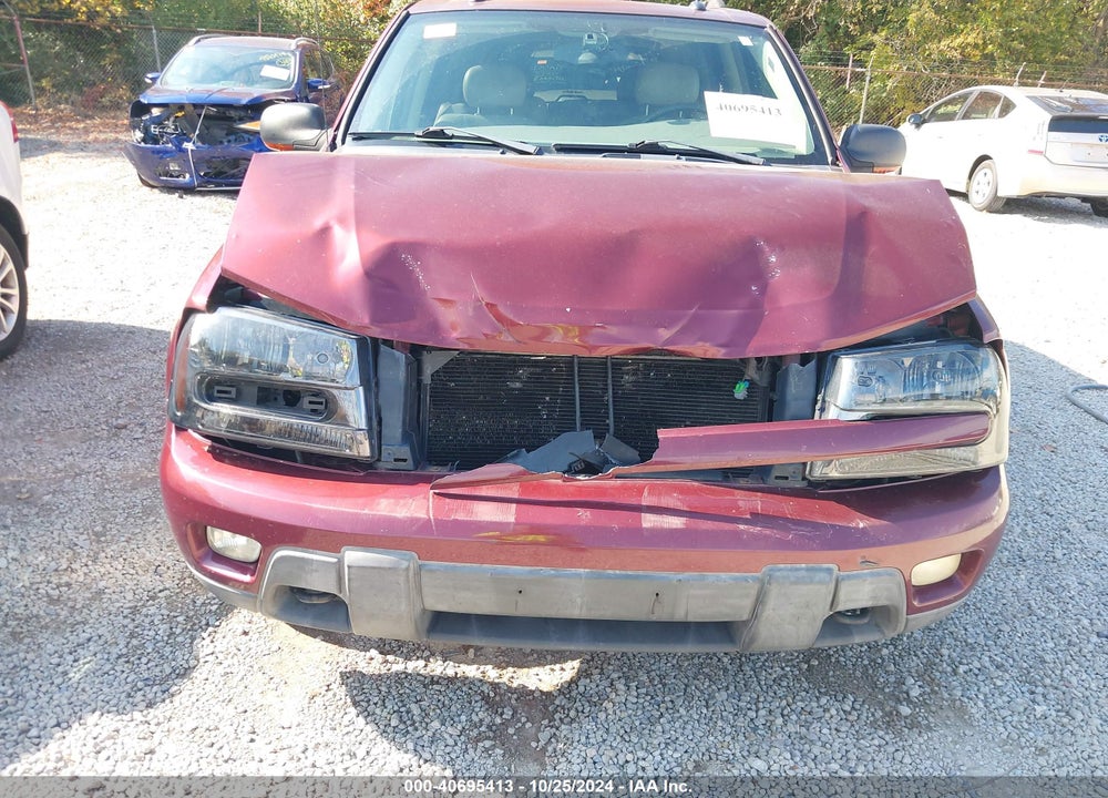 2005 CHEVROLET TRAILBLAZER LT VIN: 1GNDT13S652174332