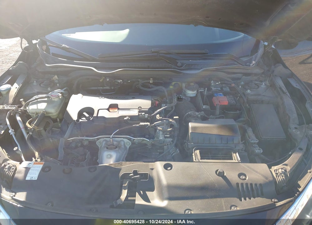 2018 HONDA CIVIC LX VIN: 2HGFC2F6XJH547882