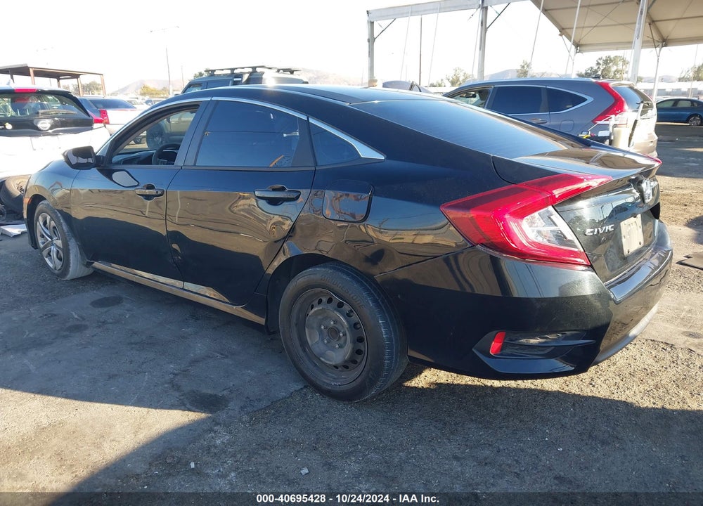 2018 HONDA CIVIC LX VIN: 2HGFC2F6XJH547882