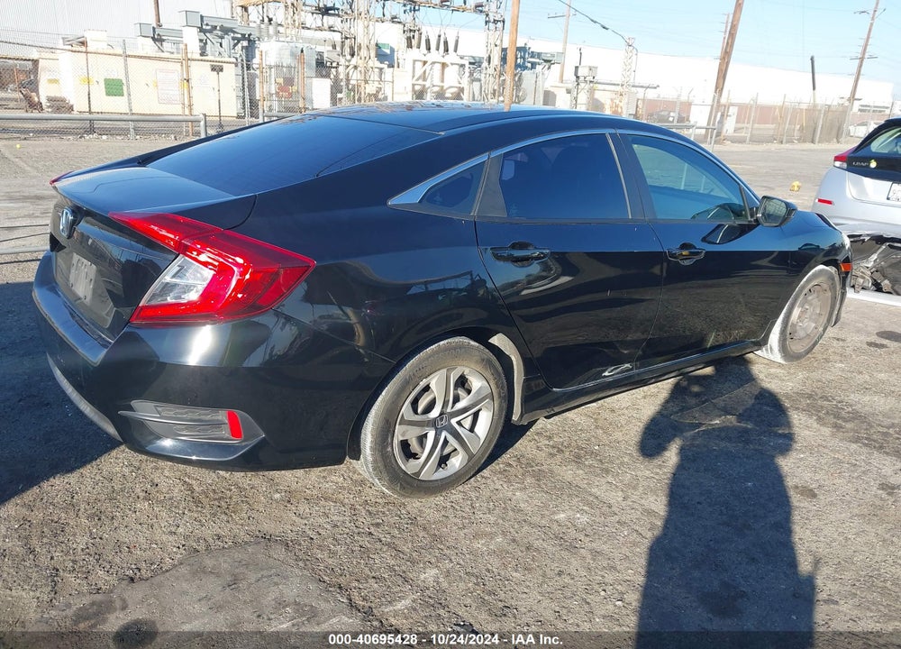 2018 HONDA CIVIC LX VIN: 2HGFC2F6XJH547882