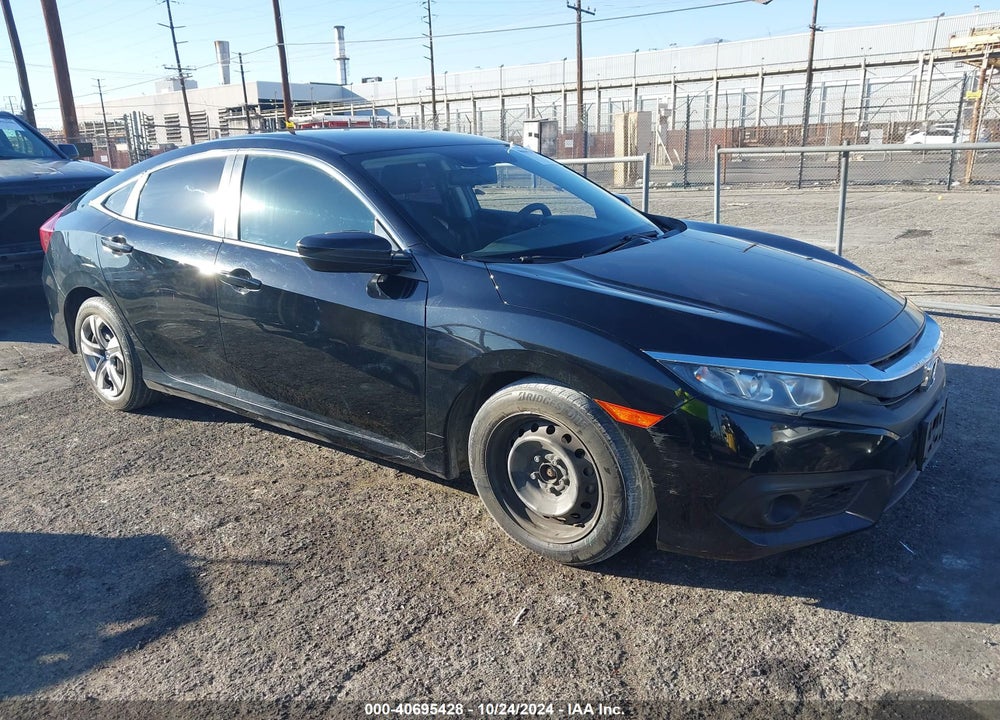 2018 HONDA CIVIC LX VIN: 2HGFC2F6XJH547882