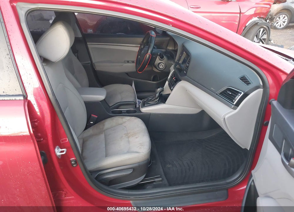 2017 HYUNDAI ELANTRA SE VIN: KMHD74LF0HU189060