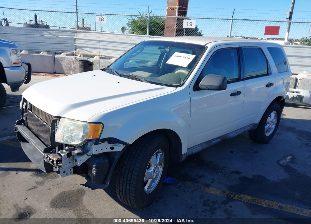 2011 FORD ESCAPE XLS VIN: 1FMCU0C72BKC41667