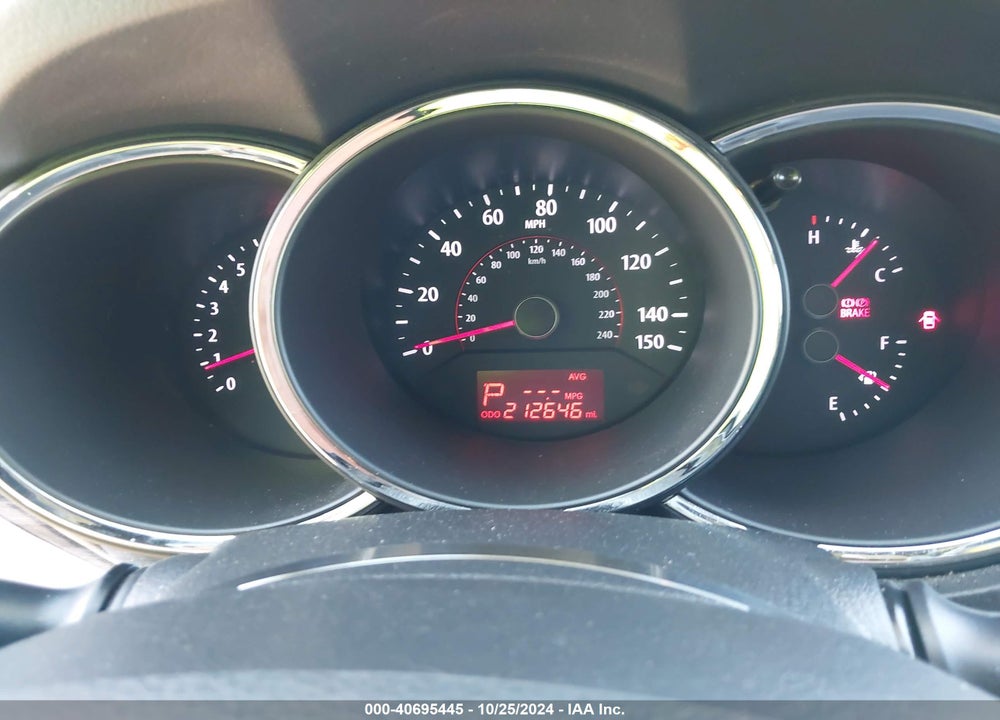2013 KIA SORENTO LX VIN: 5XYKTCA6XDG421938