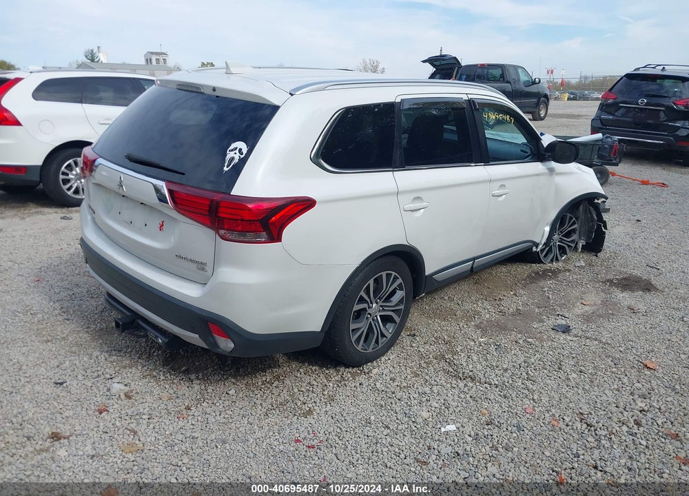 2017 MITSUBISHI OUTLANDER SEL VIN: JA4AZ3A38HZ029624