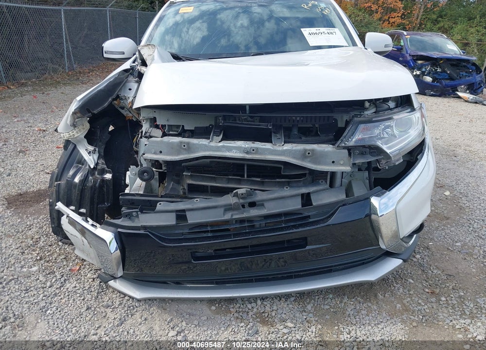 2017 MITSUBISHI OUTLANDER SEL VIN: JA4AZ3A38HZ029624
