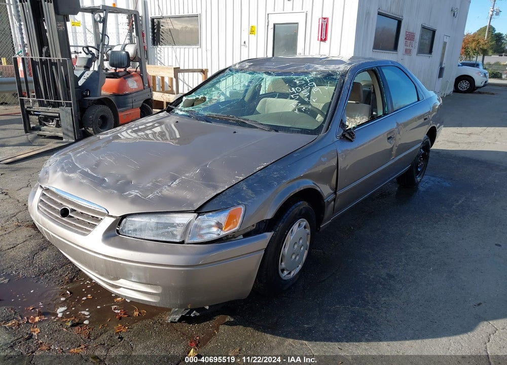 1999 TOYOTA CAMRY LE VIN: 4T1BG22K3XU904941