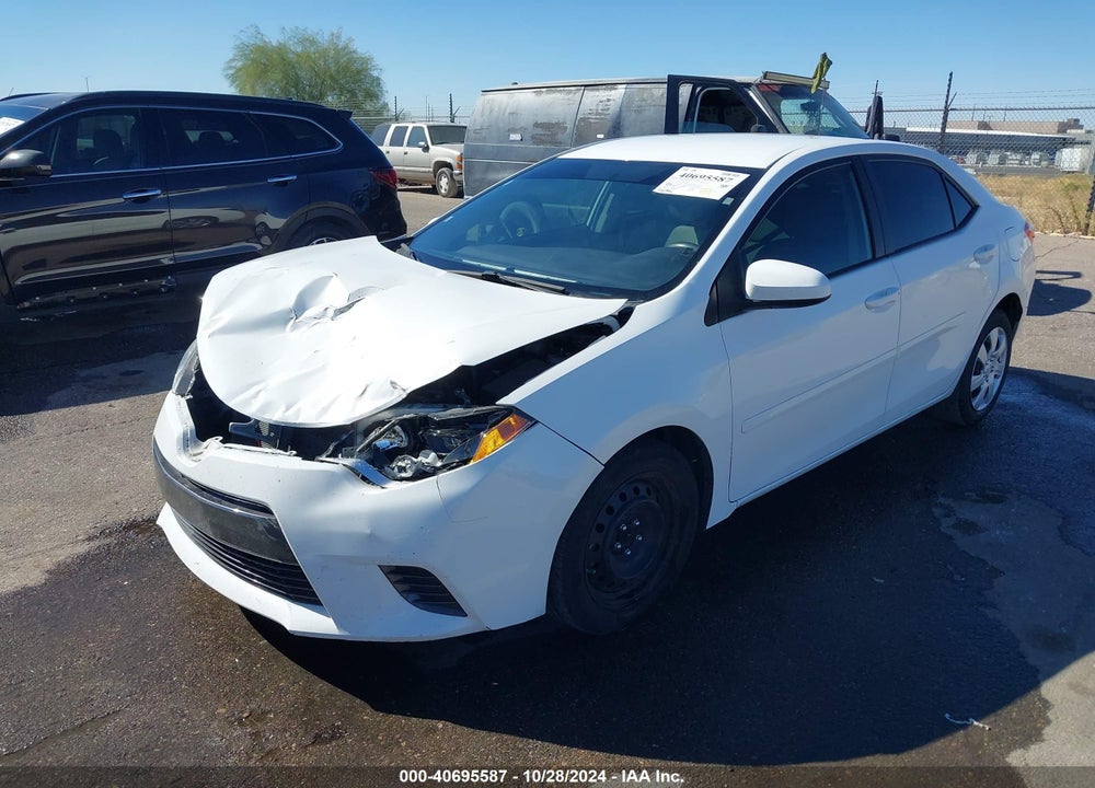 2015 TOYOTA COROLLA LE VIN: 5YFBURHE7FP326264