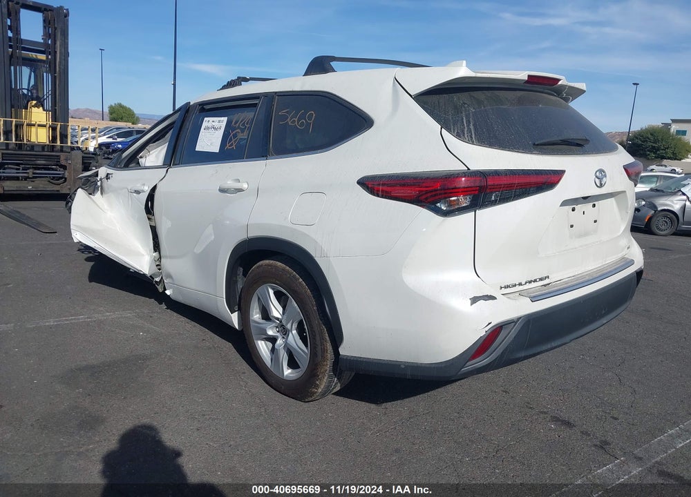 2021 TOYOTA HIGHLANDER LE VIN: 5TDZZRAH9MS056334
