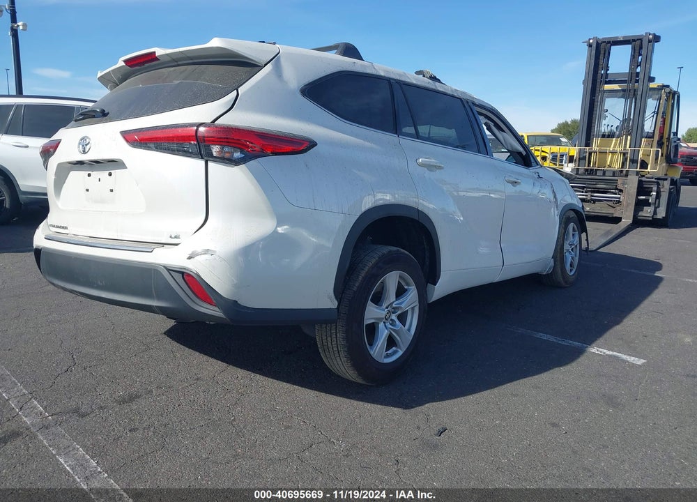 2021 TOYOTA HIGHLANDER LE VIN: 5TDZZRAH9MS056334