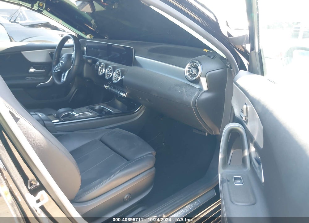 2019 MERCEDES-BENZ A 220 VIN: WDD3G4EB1KW022153