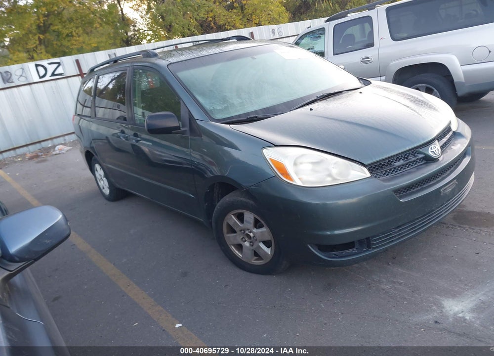 2004 TOYOTA SIENNA LE VIN: 5TDZA23C94S079659