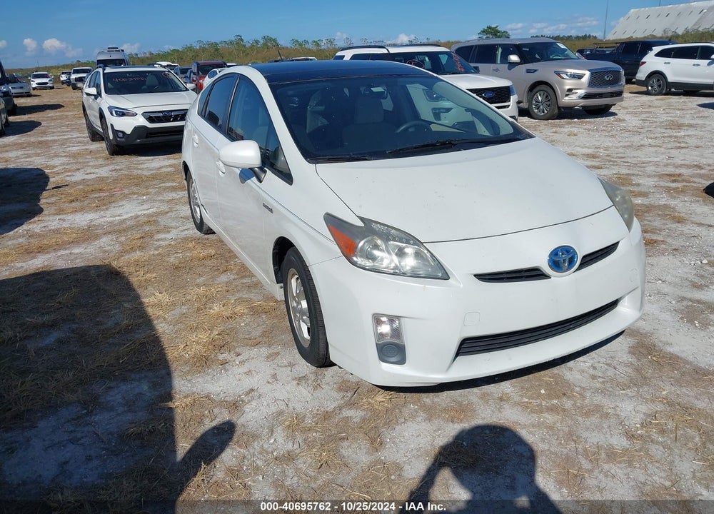 2011 TOYOTA PRIUS THREE VIN: JTDKN3DU2B1398656