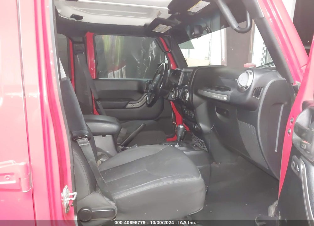 2015 JEEP WRANGLER UNLIMITED SPORT VIN: 1C4HJWDG5FL774889