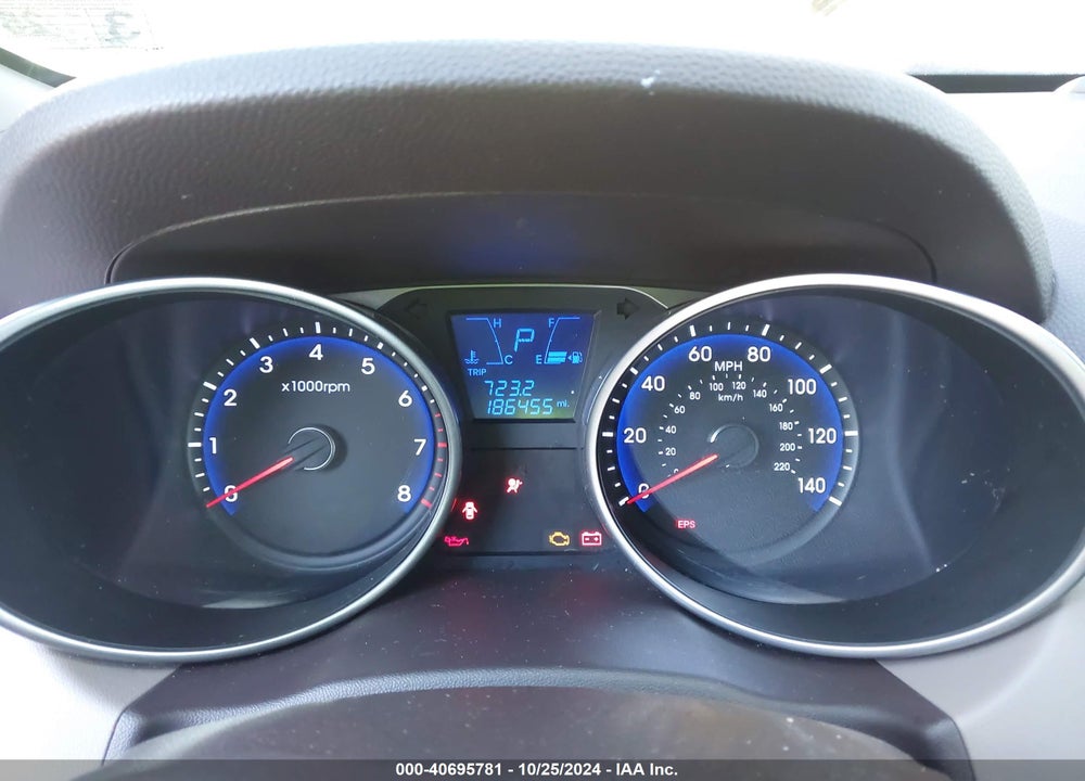 2011 HYUNDAI TUCSON LIMITED VIN: KM8JU3AC1BU179899