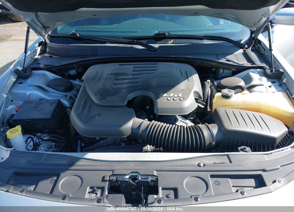 2022 CHRYSLER 300 S VIN: 2C3CCABG4NH116040