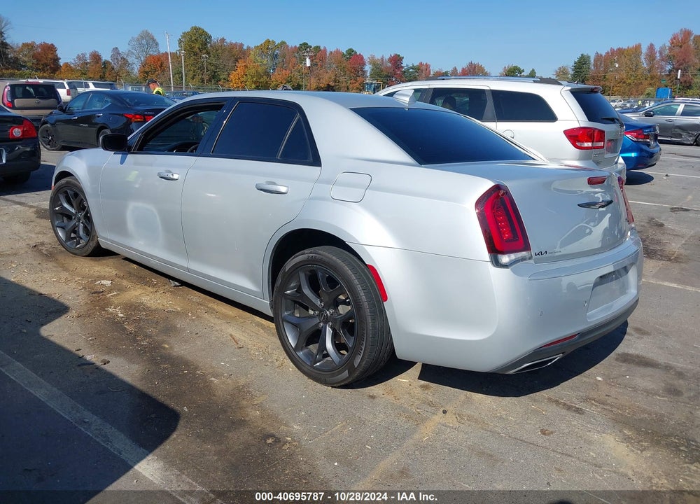 2022 CHRYSLER 300 S VIN: 2C3CCABG4NH116040