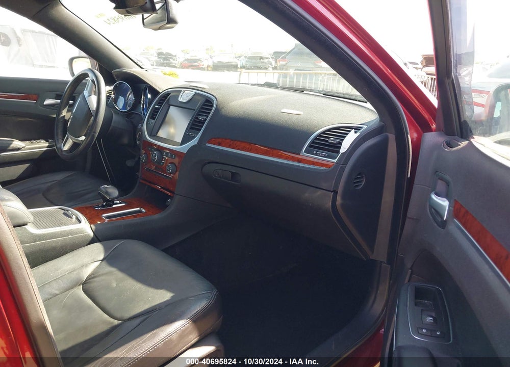 2014 CHRYSLER 300 VIN: 2C3CCAAG8EH143145