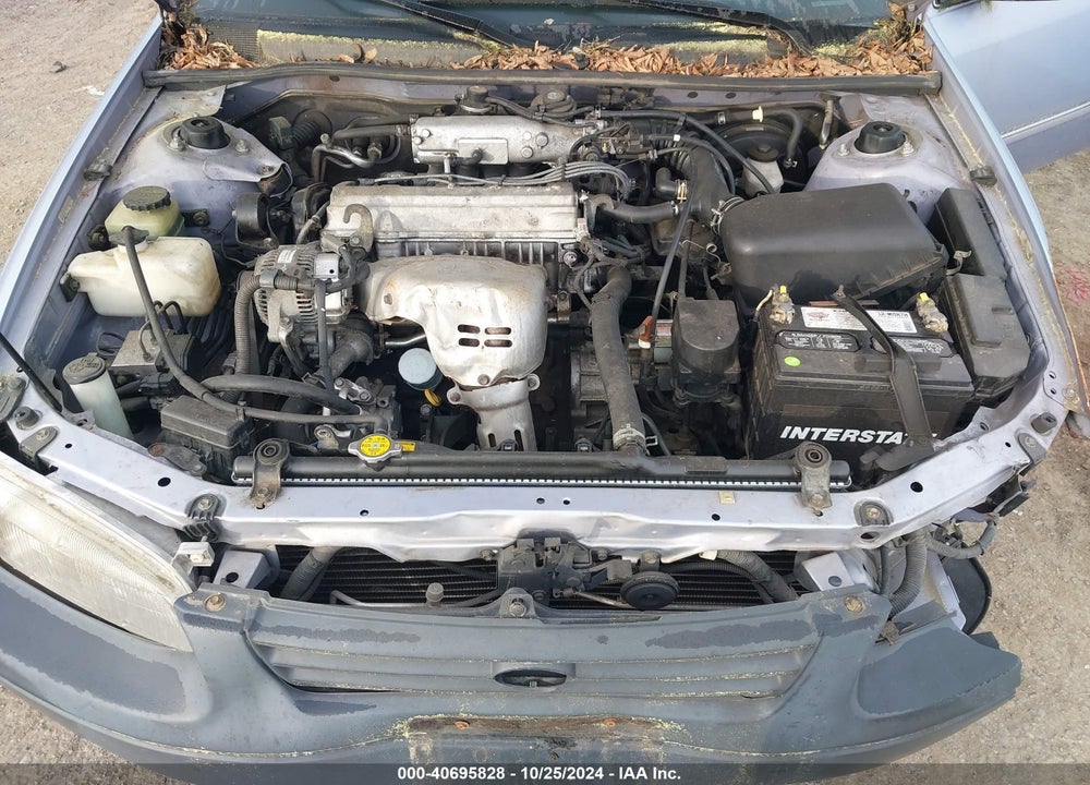 1998 TOYOTA CAMRY LE VIN: JT2BG22K2W0184938