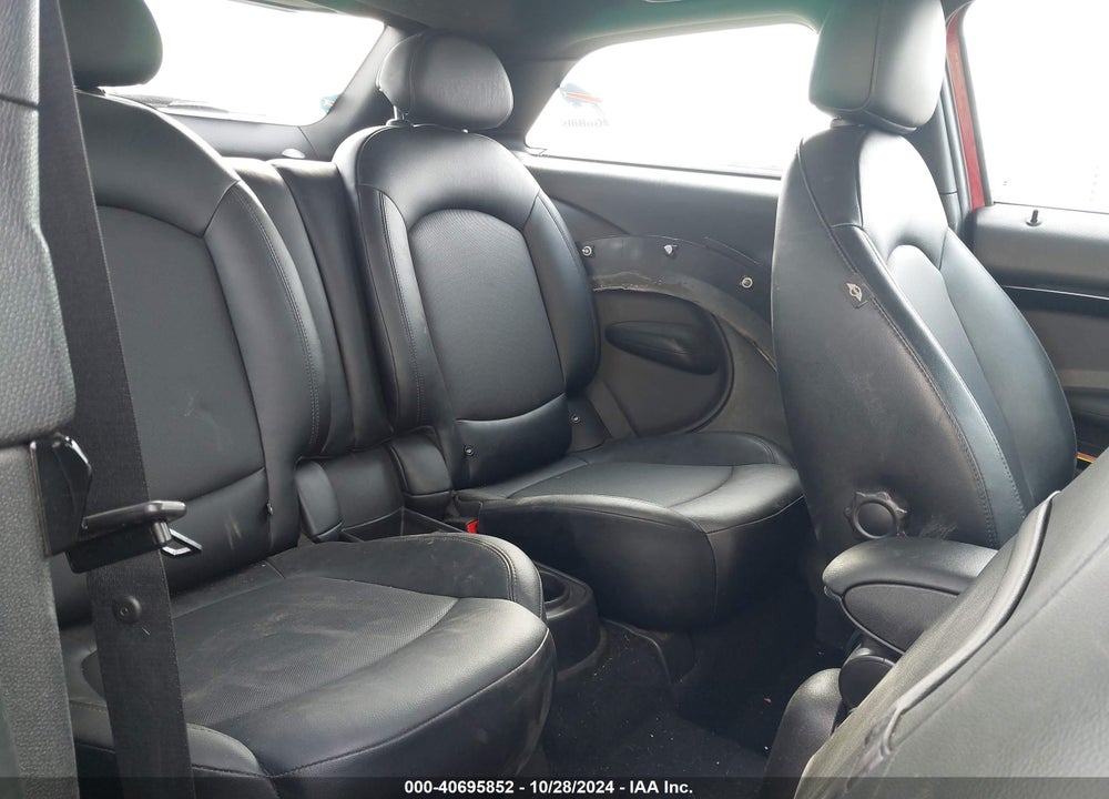 2014 MINI PACEMAN COOPER S VIN: WMWSS7C55EWS44439