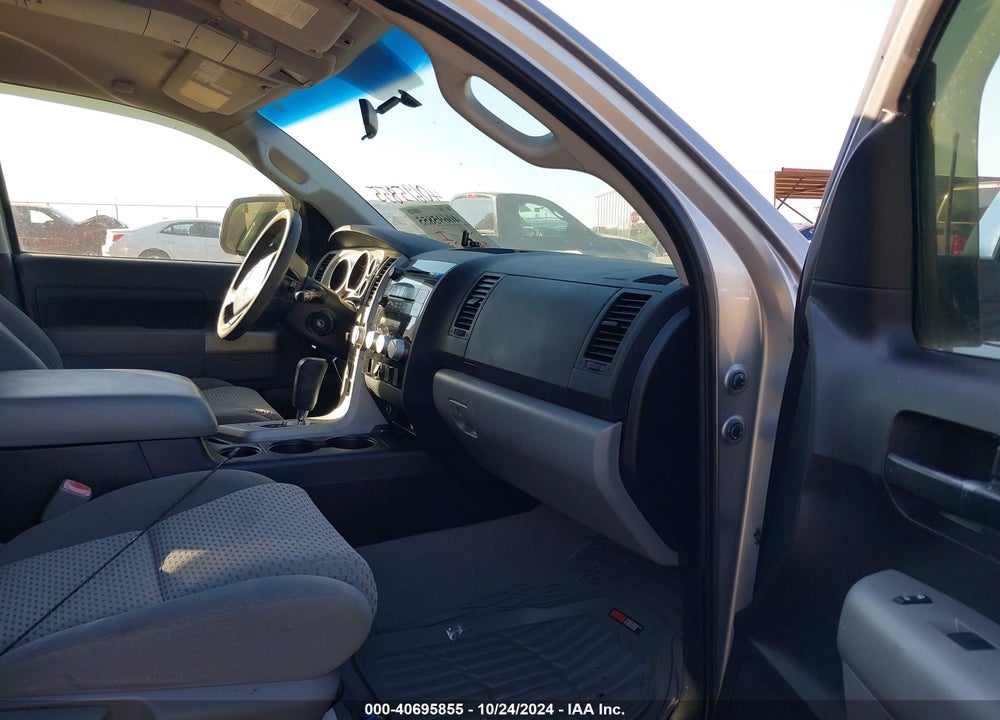 2008 TOYOTA TUNDRA SR5 5.7L V8 VIN: 5TFEV54118X055129