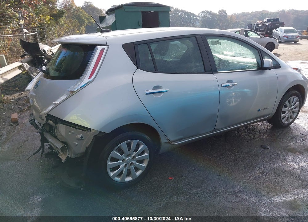 2015 NISSAN LEAF S VIN: 1N4AZ0CP7FC327995