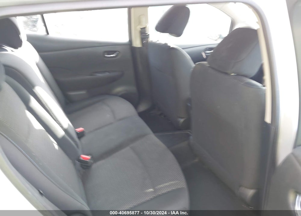 2015 NISSAN LEAF S VIN: 1N4AZ0CP7FC327995