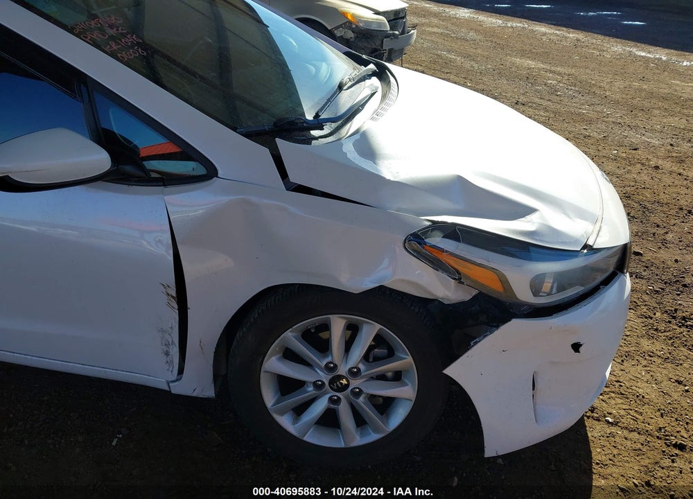2017 KIA FORTE LX VIN: 3KPFL4A79HE060608