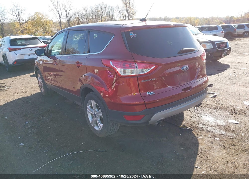 2015 FORD ESCAPE SE VIN: 1FMCU0G78FUA88295
