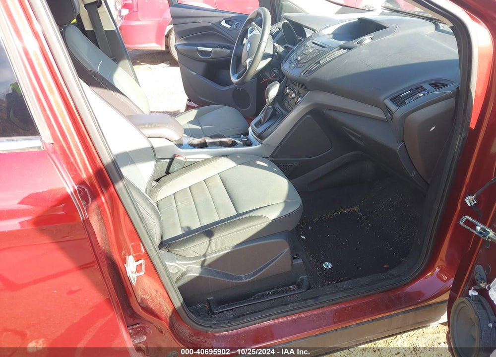2015 FORD ESCAPE SE VIN: 1FMCU0G78FUA88295