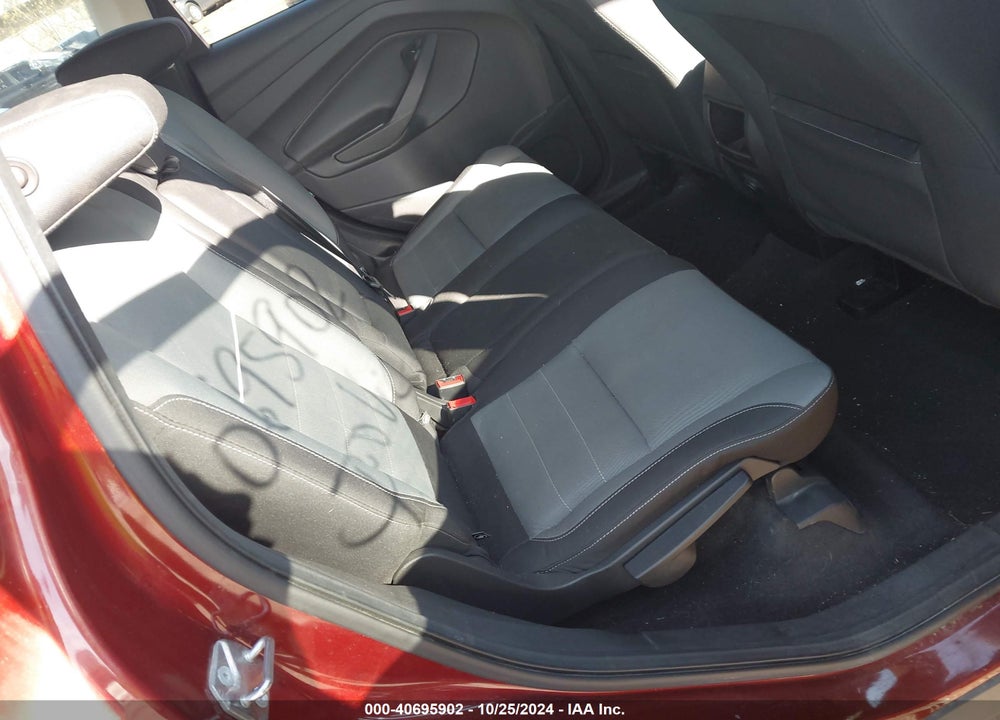 2015 FORD ESCAPE SE VIN: 1FMCU0G78FUA88295