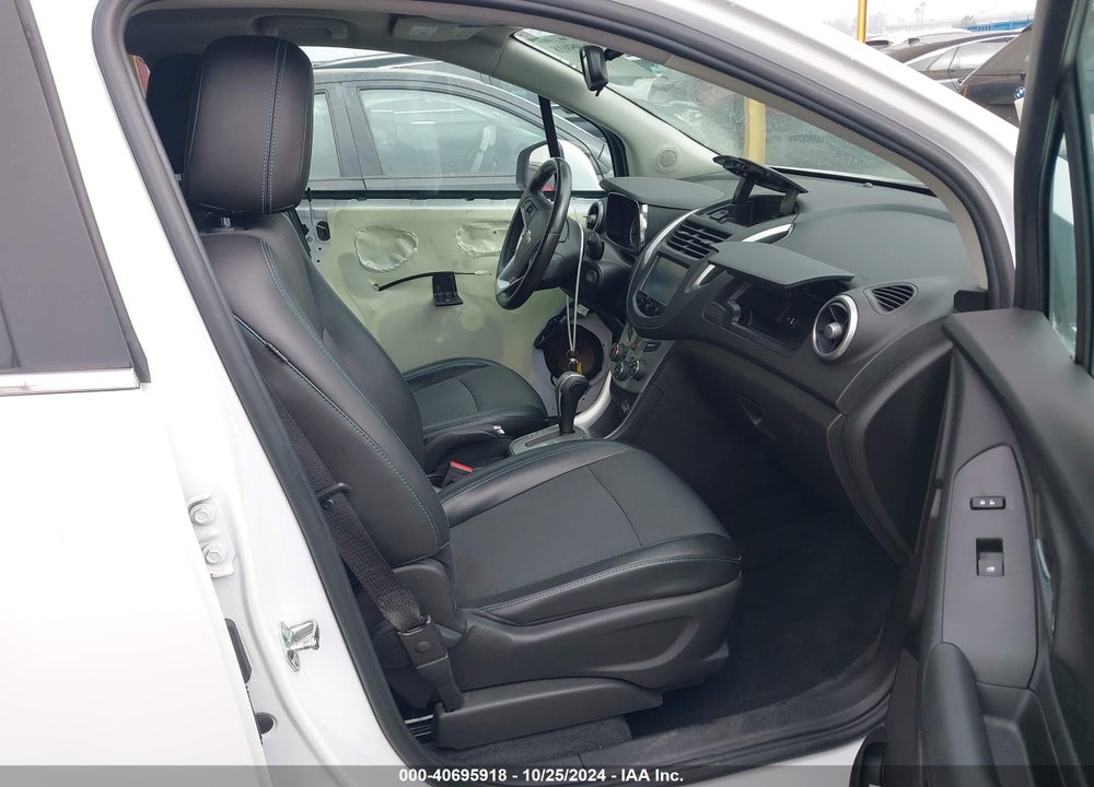 2015 CHEVROLET TRAX LT VIN: 3GNCJLSB8FL203070