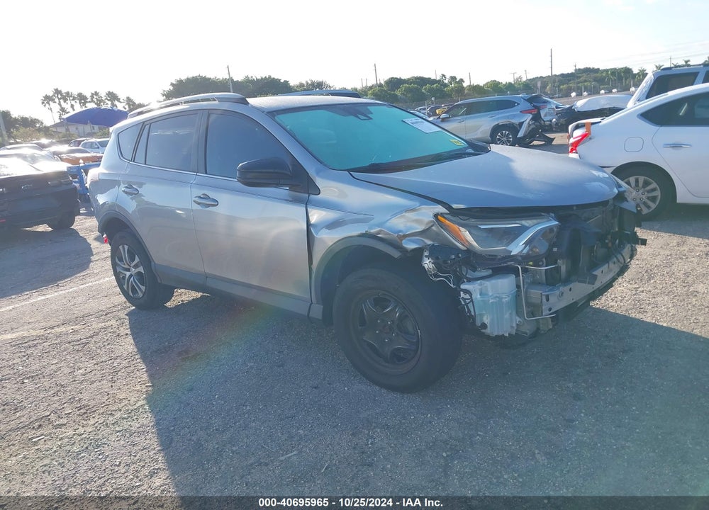 2018 TOYOTA RAV4 LE VIN: 2T3ZFREV6JW483599