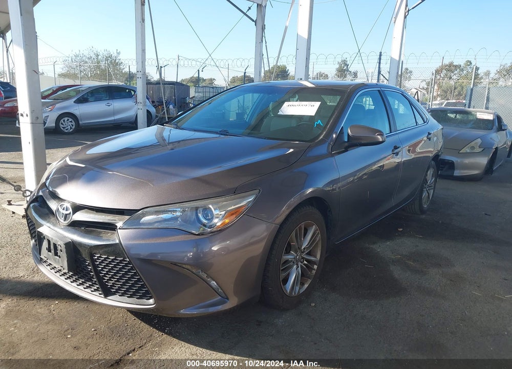 2015 TOYOTA CAMRY SE VIN: 4T1BF1FK5FU971983