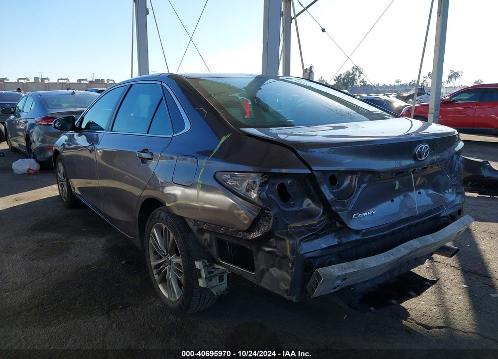2015 TOYOTA CAMRY SE VIN: 4T1BF1FK5FU971983