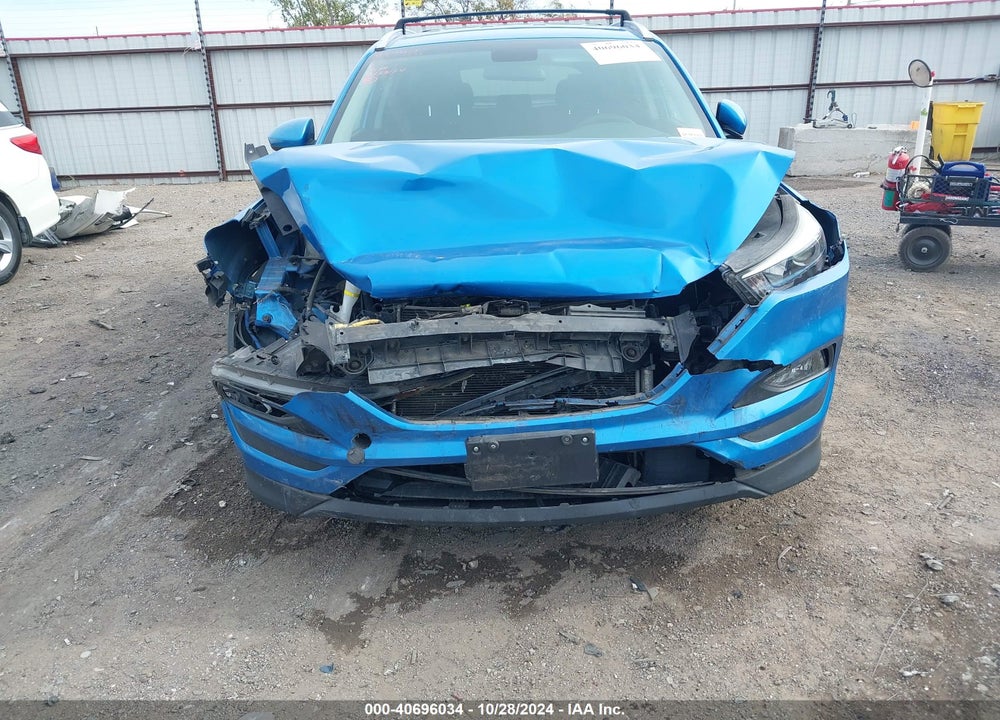 2018 HYUNDAI TUCSON SEL VIN: KM8J3CA49JU699973