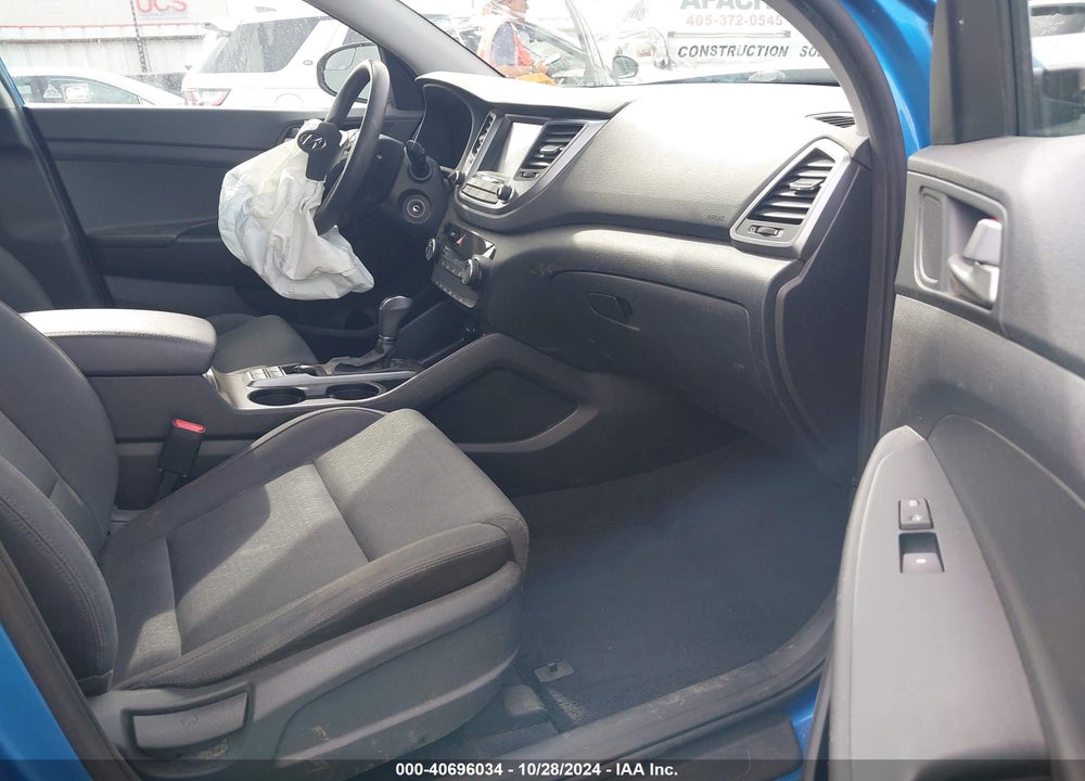 2018 HYUNDAI TUCSON SEL VIN: KM8J3CA49JU699973