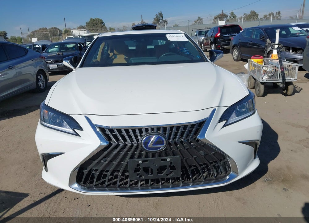 2022 LEXUS ES 300H VIN: 58ADA1C19NU015321
