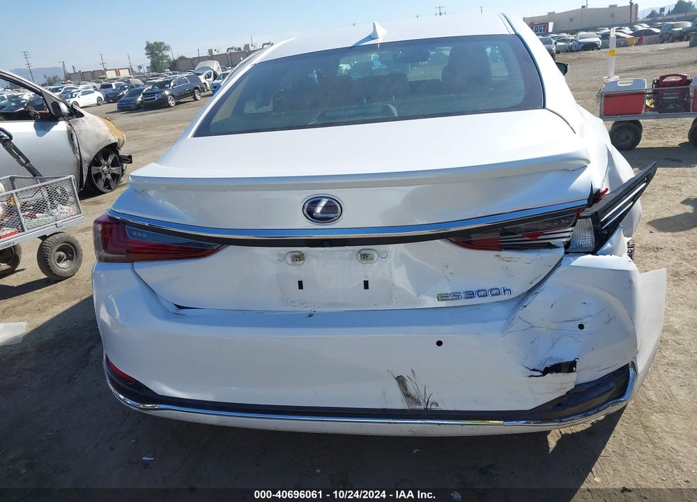 2022 LEXUS ES 300H VIN: 58ADA1C19NU015321